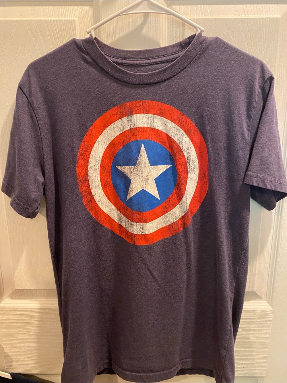 Marvel Captain America Shield Short Sleeve T‑Shirt - Navy Blue, Red, White
T-2